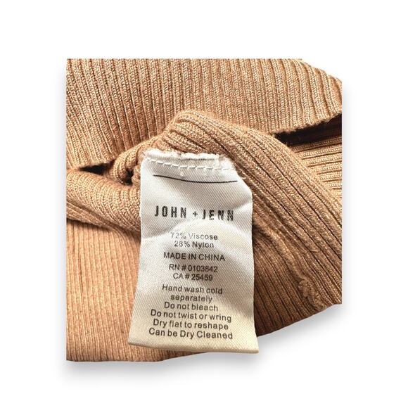 John + Jenn Tan Buttoned Cuff Ribbed Turtleneck Sweater Size Small - Picture 8 of 9